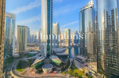 Apartment - 1 Bedroom - 2 Bathrooms for rent in Bonnington Tower - JLT Cluster J - Jumeirah Lake Towers - Dubai