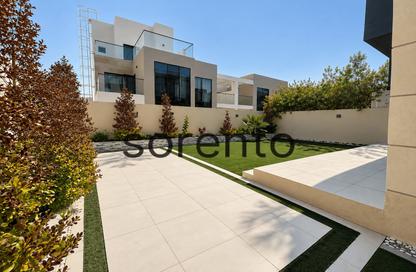Villa - 3 - 4 for rent in Picadilly Green - Damac Hills - Dubai
