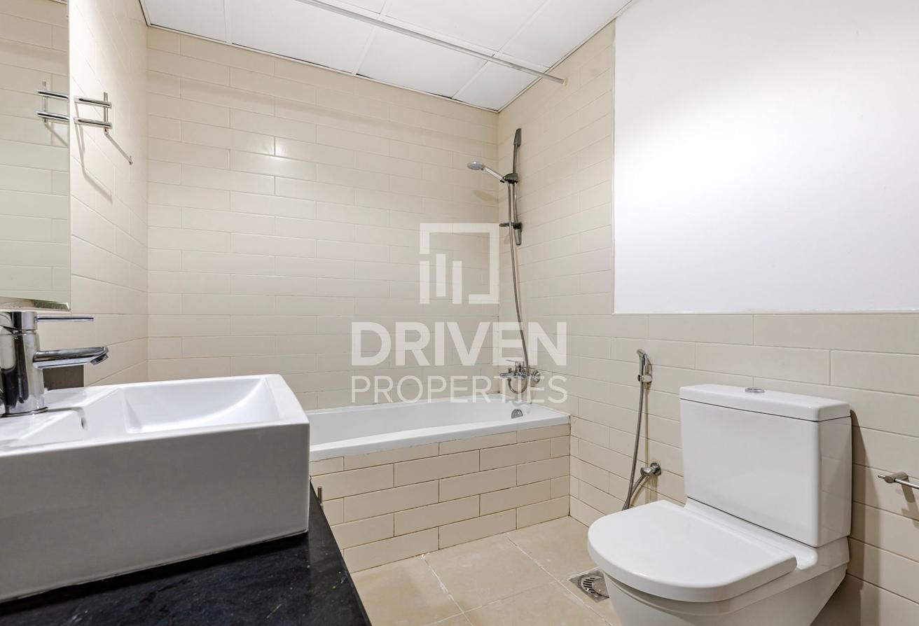Bright Studio | Best Value | Proximity to Metro photo 10