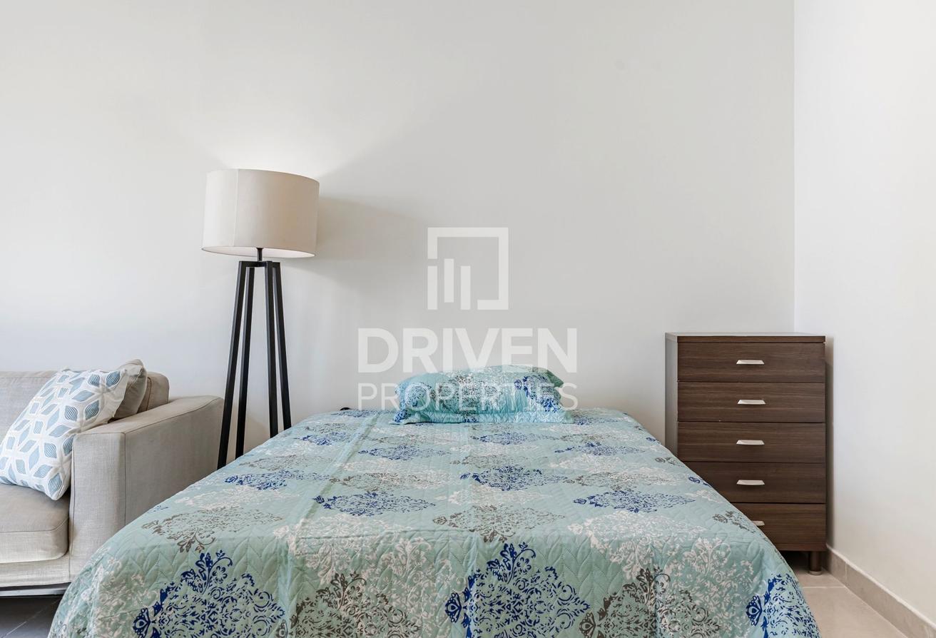 Bright Studio | Best Value | Proximity to Metro photo 7