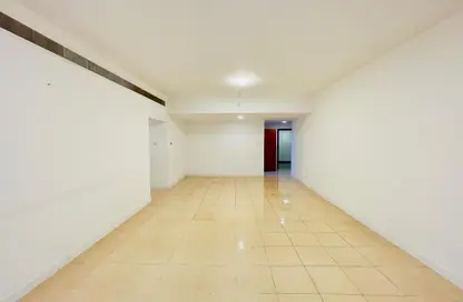 Apartment - 2 Bedrooms - 2 Bathrooms for rent in Mankhool Building - Mankhool - Bur Dubai - Dubai