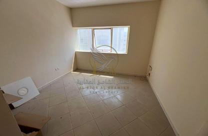 Apartment - 1 - 1 for rent in Al Naba'ah 8 Building - Al Naba'ah - Al Sharq - Sharjah Apartment - 1 - 1 for rent in Al Naba'ah 8 Building - Al Naba'ah - Al Sharq - Sharjah