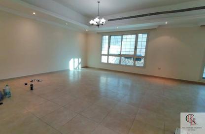 Villa - 4 Bedrooms - 5 Bathrooms for rent in Shakhbout City - Abu Dhabi