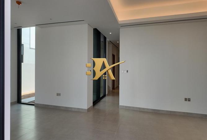 81953215 - Property Image 2