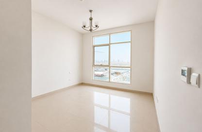 Apartment - 1 Bedroom - 2 Bathrooms for rent in Makeen Residence 3 - International City Phase 2 - Al Warsan 4 - Al Warsan - Dubai