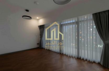 Apartment - 1 Bedroom - 2 Bathrooms for rent in Royal Regency - Business Bay - Dubai