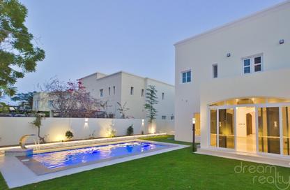 Townhouse - 5 Bedrooms - 5 Bathrooms for rent in Meadows 1 - Meadows - Dubai