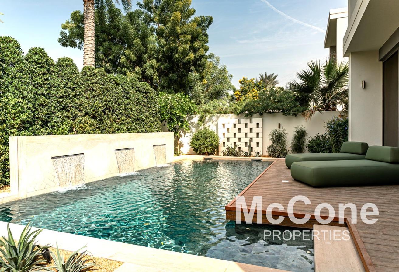 Study Lounge | Private Pool | Luxury Upgrade photo 24