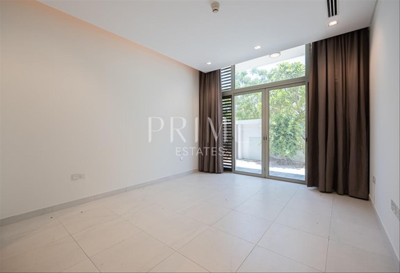 Luxury 4BR Villa | Spacious Layout | Private Pool photo 18