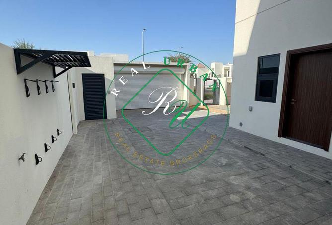 129737202 - Property Image 2