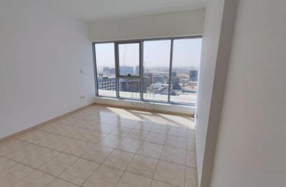 Apartment - 2 Bedrooms - 2 Bathrooms for rent in Skycourts Tower E - Skycourts Towers - Dubai Land Residence Complex - Dubai