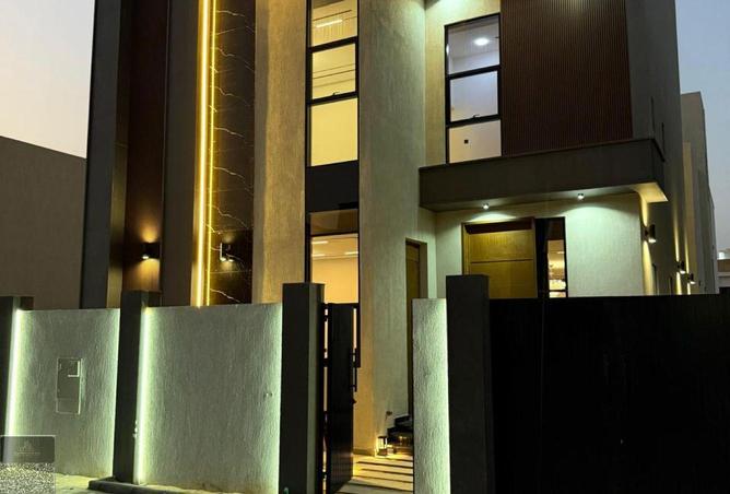 62061830 - Property Image 2