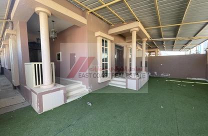 Villa - 4 - 5 for rent in Al Faseel - Fujairah