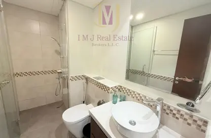 Apartment - 1 Bedroom - 2 Bathrooms for rent in Vera Residences - Business Bay - Dubai