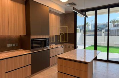 Villa - 5 Bedrooms - 6 Bathrooms for rent in Al Furjan West - Al Furjan - Dubai