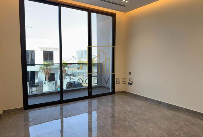 110028568 - Property Image 3