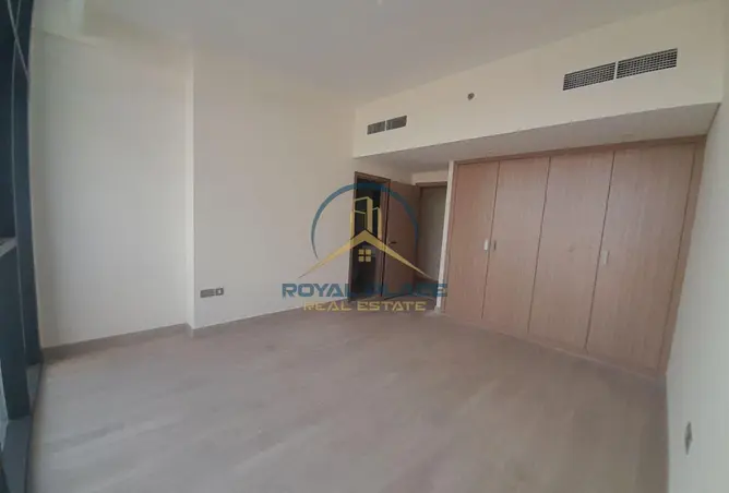 151913429 - Property Image 3
