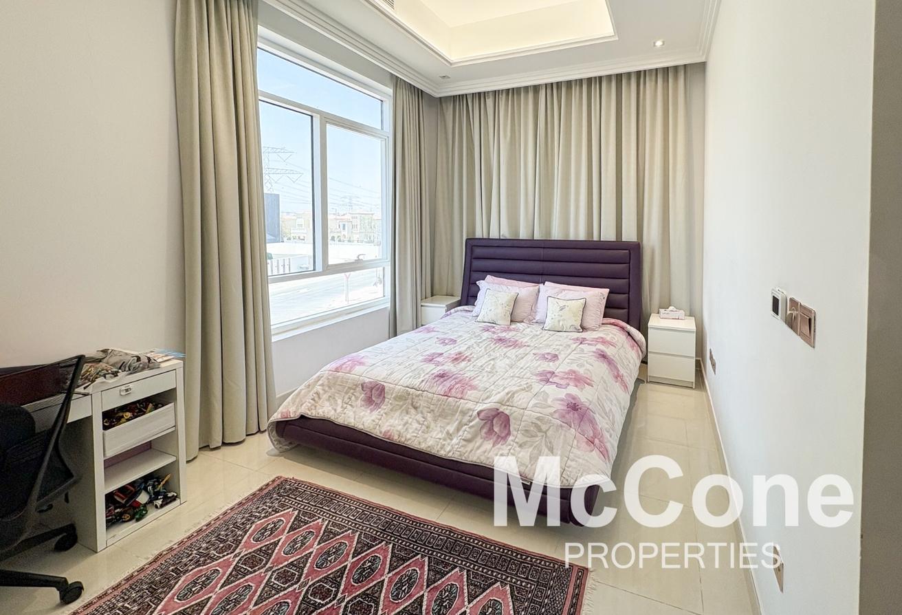 Custom Built | Corner | Office + 2 Maids Room photo 17