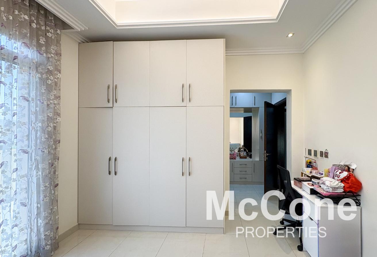 Custom Built | Corner | Office + 2 Maids Room photo 15