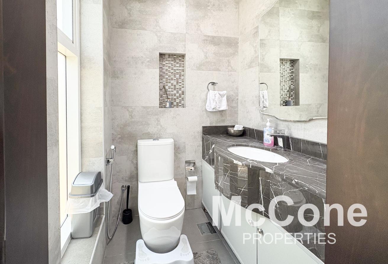 Custom Built | Corner | Office + 2 Maids Room photo 22