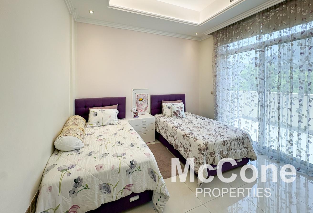 Custom Built | Corner | Office + 2 Maids Room photo 16
