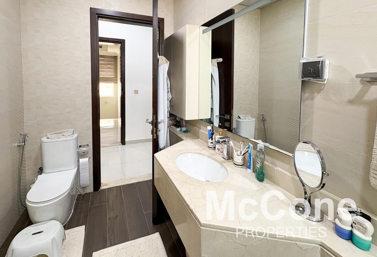 Custom Built | Corner | Office + 2 Maids Room photo 21
