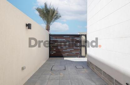 Villa - 4 Bedrooms - 5 Bathrooms for sale in Nad Al Sheba Gardens 1 - Nad Al Sheba Gardens - Nad Al Sheba 1 - Nad Al Sheba - Dubai