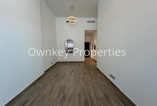 71141517 - Property Image 2