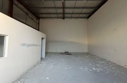 Warehouse - Studio for rent in Industrial Area 18 - Sharjah Industrial Area - Sharjah