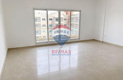 Apartment - 2 - 2 for rent in Tower 3 - Al Reef Downtown - Al Reef - Abu Dhabi