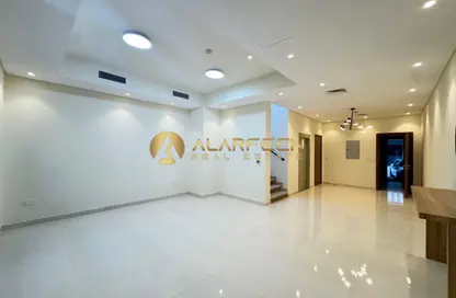 Villa - 4 Bedrooms - 5 Bathrooms for rent in Casa Royale I - Casa Royale - District 15 - Jumeirah Village Circle - Dubai