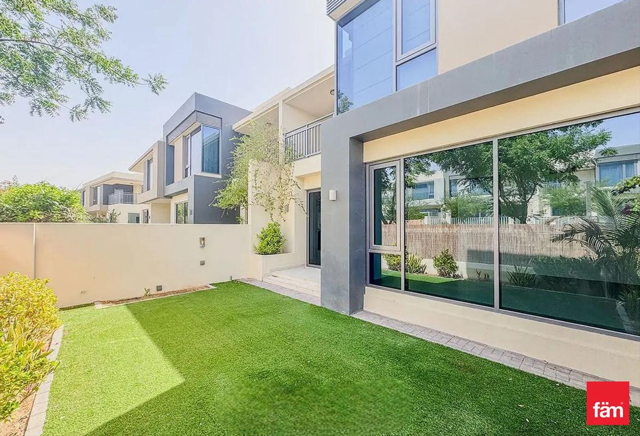 Villa — Middle Unit | Single Row | Lowest Price — image 12 of 12
