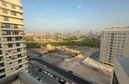 Apartment - 2 Bedrooms - 3 Bathrooms for rent in Royal Residence 2 - Royal Residence - Dubai Sports City - Dubai