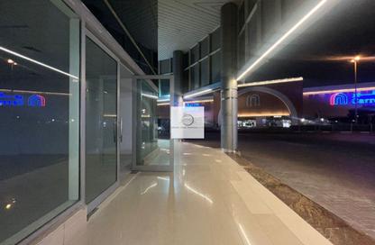 Retail - Studio for rent in Zeenah Building - Port Saeed - Deira - Dubai