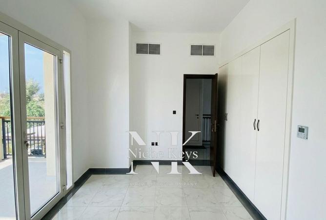 70284754 - الصورة الرئيسية للعقار