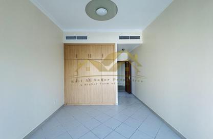 Apartment - 3 - 4 for rent in Al Mankhool - Bur Dubai - Dubai