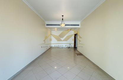 Apartment - 3 - 4 for rent in Al Mankhool - Bur Dubai - Dubai