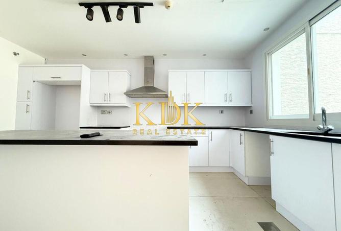 92273843 - Property Image 3