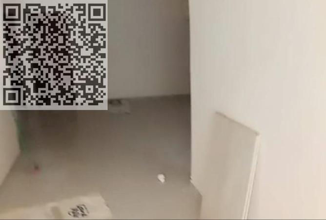 127917025 - Property Image 3