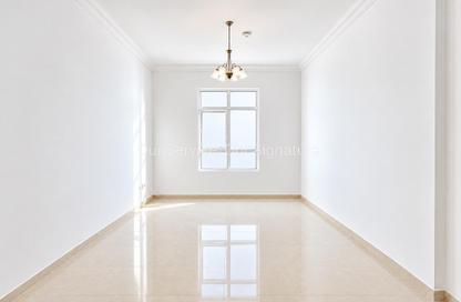 Apartment - 1 - 2 for rent in New Al Taawun Road - Al Taawun - Sharjah Apartment - 1 - 2 for rent in New Al Taawun Road - Al Taawun - Sharjah