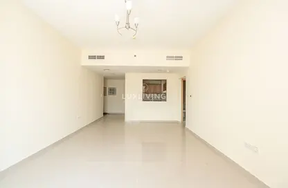Apartment - 1 Bedroom - 2 Bathrooms for rent in May Residence 1 - May Residence - District 10 - Jumeirah Village Circle - Dubai Apartment - 1 Bedroom - 2 Bathrooms for rent in May Residence 1 - May Residence - District 10 - Jumeirah Village Circle - Dubai