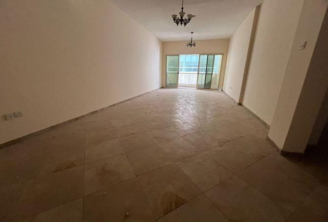 79438356 - Property Image 2