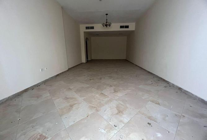 79438356 - Property Image 3