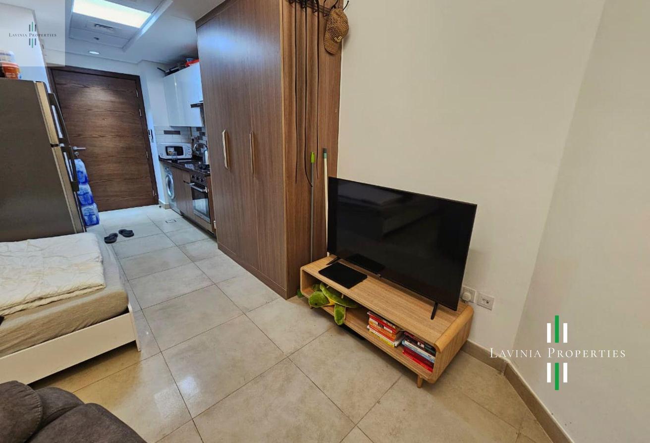 GREAT LOCATION | FULLY FURNISHED STUDIO | SPACIOUS photo 4