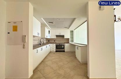 Apartment - 3 - 3 for rent in Foxhill 2 - Foxhill - Motor City - Dubai