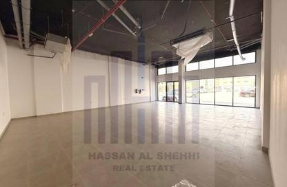 متجر - استوديو - 1 حمام للايجار في مبنى مويلح - مويلح - الشارقة متجر - استوديو - 1 حمام للايجار في مبنى مويلح - مويلح - الشارقة