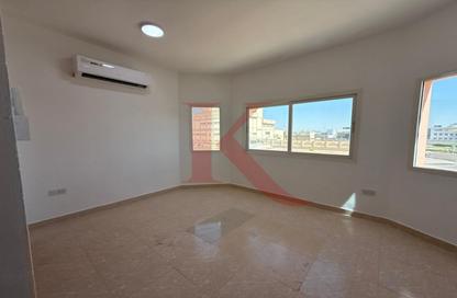 Villa - 5 - 5 for rent in Khalifa City A Villas - Khalifa City A - Khalifa City - Abu Dhabi