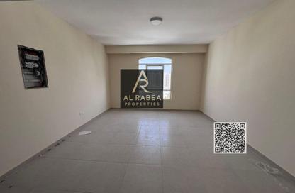 Apartment - 2 Bedrooms - 3 Bathrooms for rent in Corniche Tower - Ajman Corniche Road - Ajman