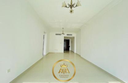 Apartment - 1 Bedroom - 2 Bathrooms for rent in Al Mamzar Tower - Al Mamzar - Sharjah - Sharjah
