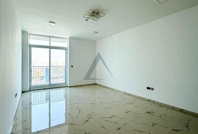 54002132 - Property Image 2